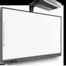 多媒体教学设备（含鸿合投影HT-A21W、白板一体机鸿合HV-MI97W、ops电脑鸿合HO-3718、展台鸿合HZ-G7A、黑板及线材）